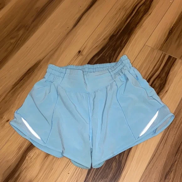 Lululemon shorts - Picture 1 of 3